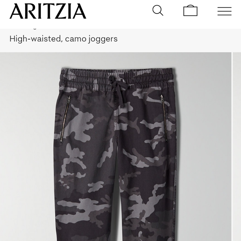 Aritzia TNA Camo Jogger
